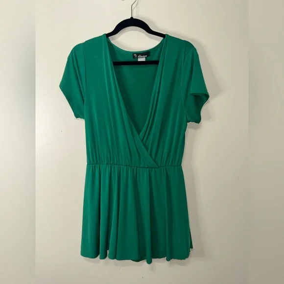 Stretchy Emerald Green Romper - Picture 3 of 5